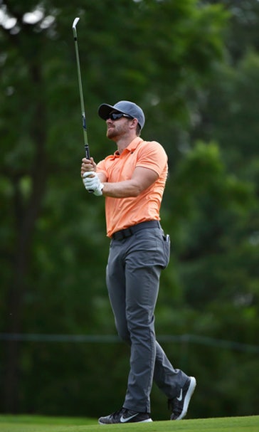 Rodgers maintains 2-stroke lead at John Deere Classic